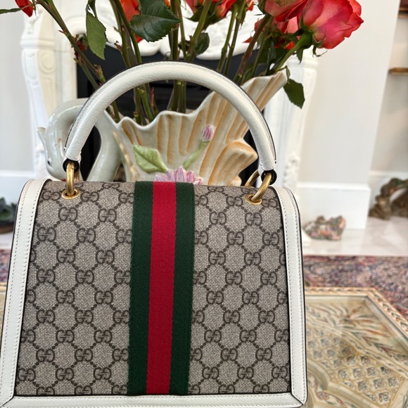 Limited Edition GUCCI White Leather GG Supreme Queen Margaret Pearl/Garnet Bee - Picture 3 of 13